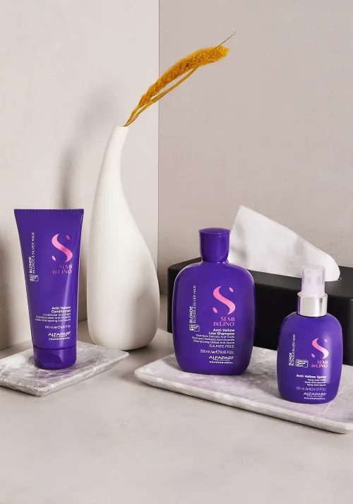 Tones, revitalises, and moisturises.